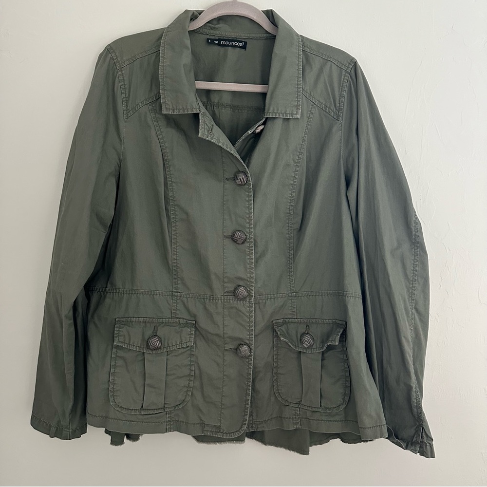 Maurice’s size 1 (similar to XL-1X) think jacket.